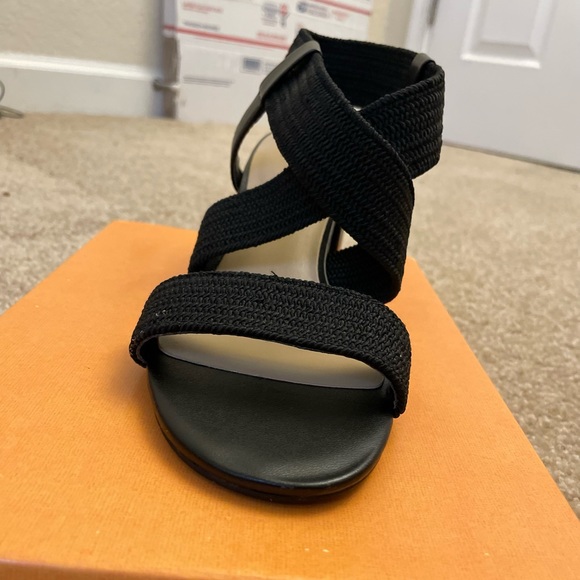 Unisa Elzie Black Multi Fabric Sandal - Picture 4 of 7